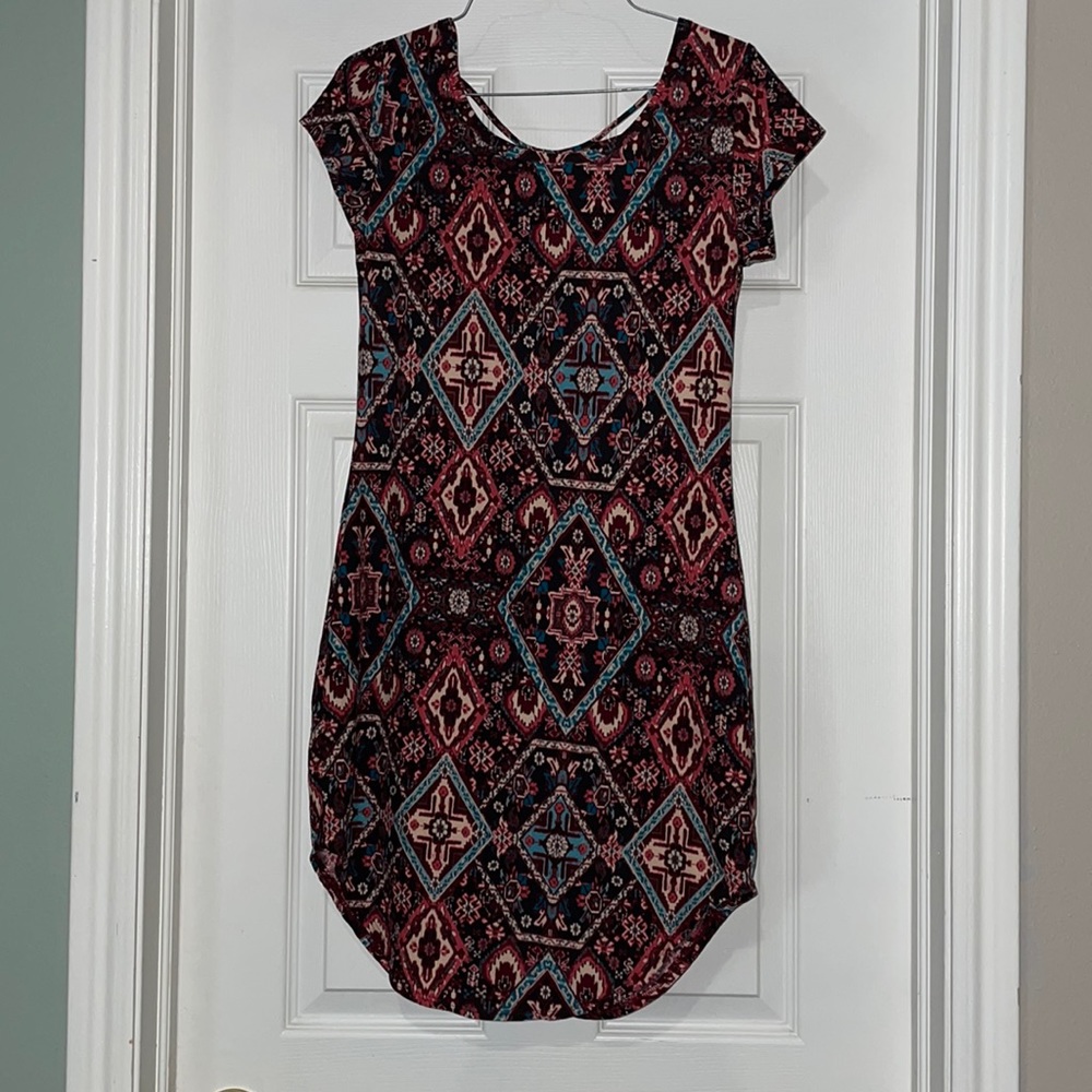 No Boundaries. Above the knee, Aztec like dress.